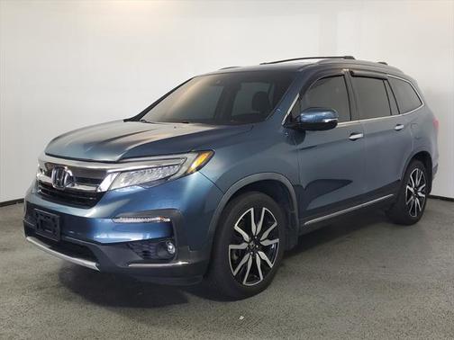 2019 Honda Pilot Touring 8-Passenger