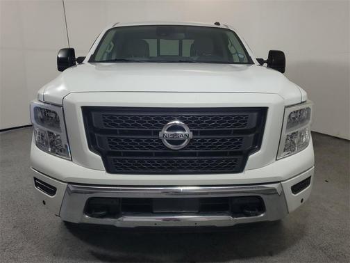 2020 Nissan Titan SV