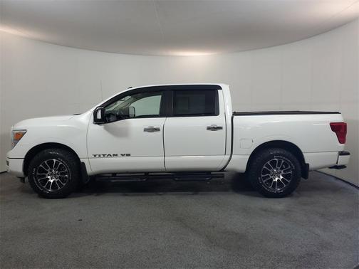 2020 Nissan Titan SV