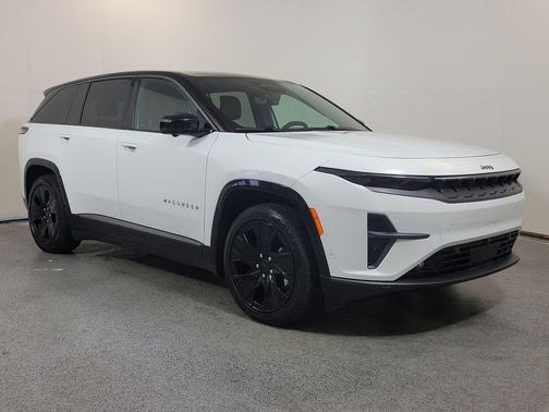 Bright White Clearcoat 2025 Jeep Wagoneer S Launch Edition
