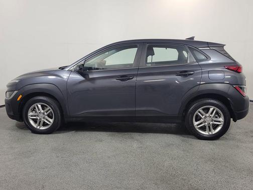 Thunder Gray 2022 Hyundai KONA SE