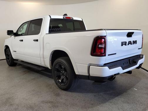 Bright White Clearcoat 2025 RAM 1500 Big Horn/Lone Star