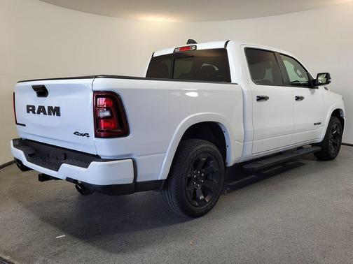 Bright White Clearcoat 2025 RAM 1500 Big Horn/Lone Star