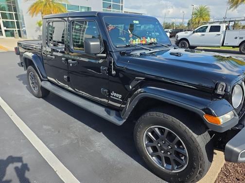 2021 Jeep Gladiator Overland