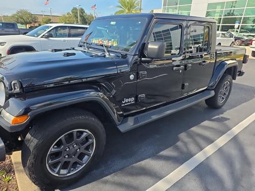 2021 Jeep Gladiator Overland
