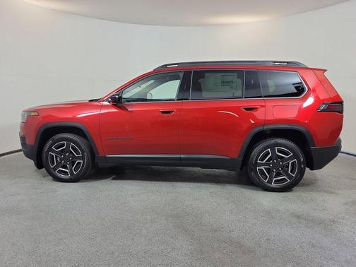 Red Hot Pearlcoat 2026 Jeep Cherokee Laredo 4x4