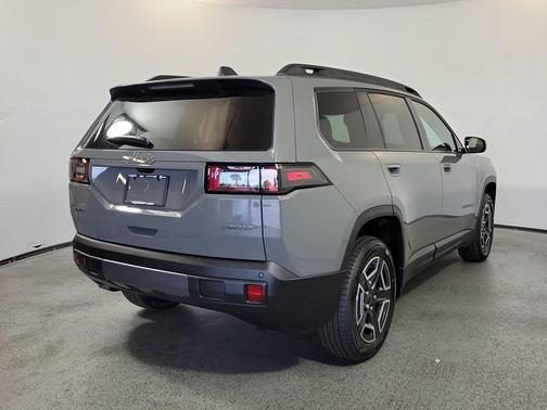 Sting-Gray Clearcoat 2026 Jeep Cherokee Limited