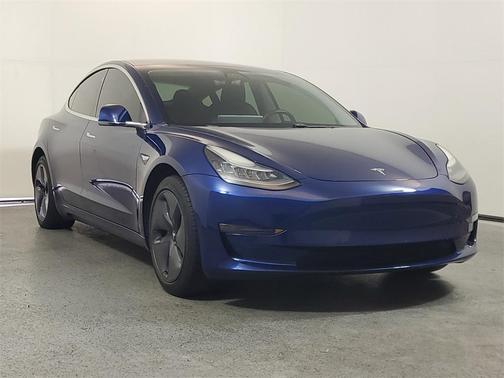 2020 Tesla Model 3 Standard Range