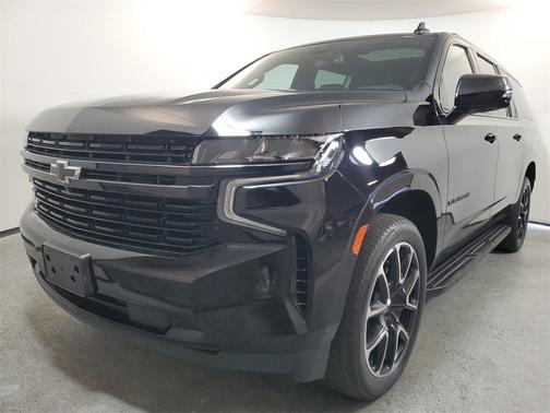 2023 Chevrolet Suburban RST
