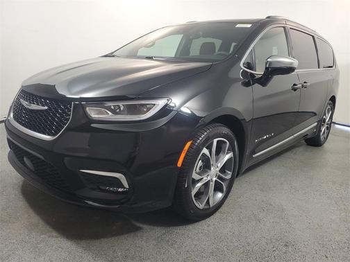 2026 Chrysler Pacifica L