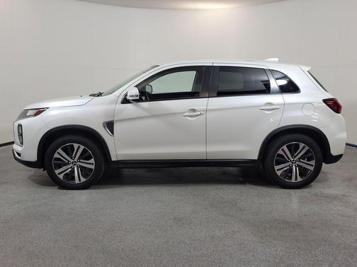 Pearl White 2020 Mitsubishi Outlander Sport SE