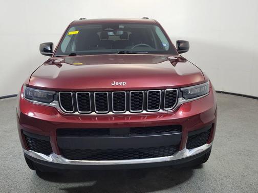 Velvet Red Pearlcoat 2023 Jeep Grand Cherokee L Laredo