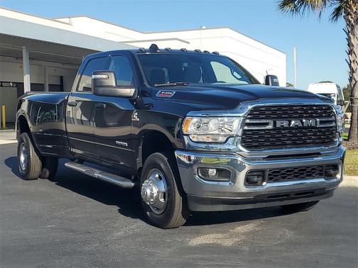 2024 RAM 3500 Big Horn Crew Cab 4x4 8' Box