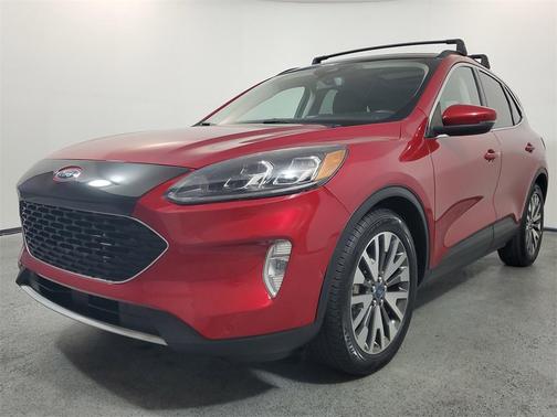 2020 Ford Escape Titanium
