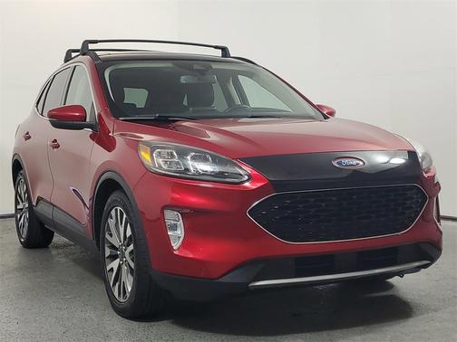 2020 Ford Escape Titanium