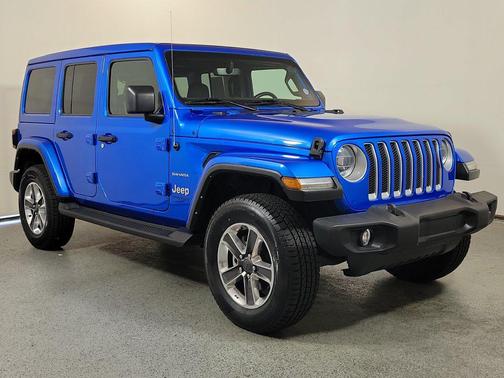 Hydro Blue Pearlcoat 2022 Jeep Wrangler Unlimited Sahara
