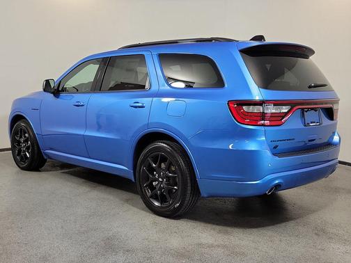 B5 Blue 2026 Dodge Durango GT AWD HEMI V8