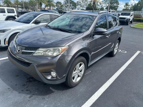 2013 Toyota RAV4 XLE