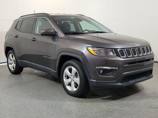 Granite Crystal Metallic Clearcoat 2021 Jeep Compass Latitude