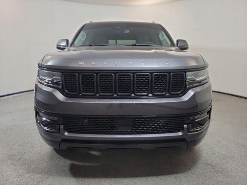 Baltic Gray Metallic Clearcoat 2022 Jeep Wagoneer Series III 4x4