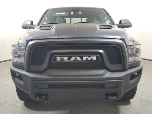 2024 RAM 1500 Classic Warlock Crew Cab 4x4 5'7' Box