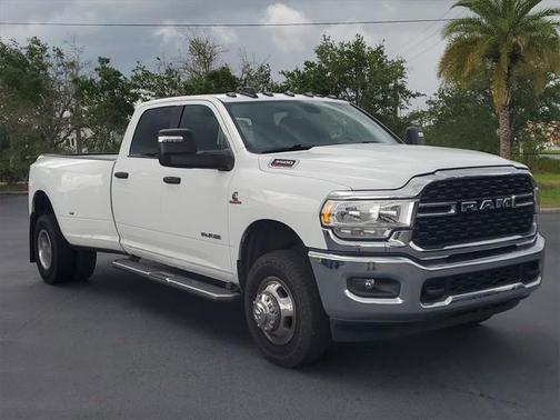 2024 RAM 3500 Big Horn Crew Cab 4x4 8' Box