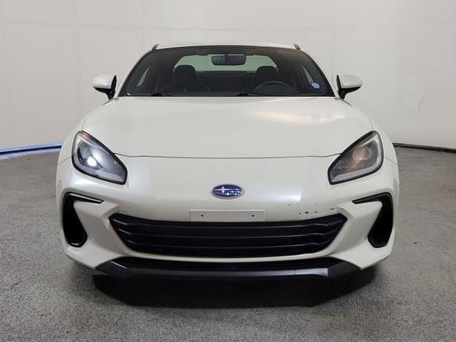 Crystal White Pearl 2022 Subaru BRZ Limited