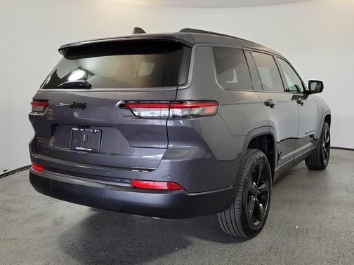 Baltic Gray Metallic Clearcoat 2026 Jeep Grand Cherokee L Limited