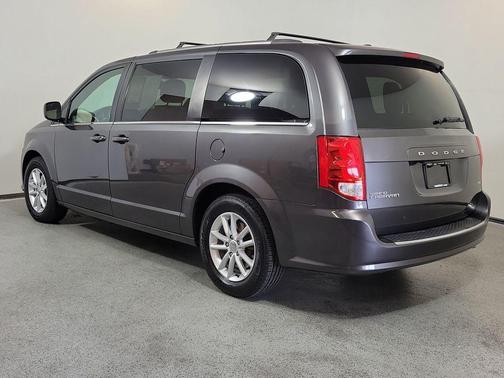 Granite Pearlcoat 2020 Dodge Grand Caravan SXT