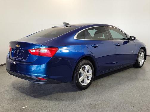 Pacific Blue Metallic 2019 Chevrolet Malibu 1LS