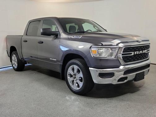 Granite Crystal Metallic Clearcoat 2023 RAM 1500 Big Horn/Lone Star
