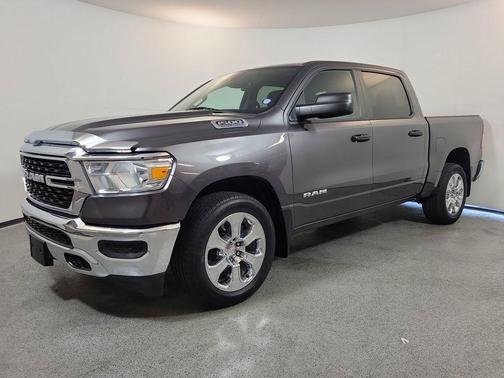 Granite Crystal Metallic Clearcoat 2023 RAM 1500 Big Horn/Lone Star