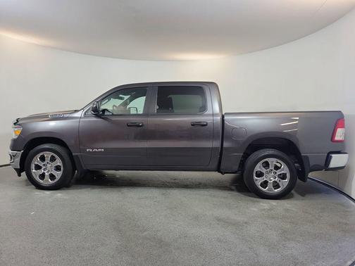 Granite Crystal Metallic Clearcoat 2023 RAM 1500 Big Horn/Lone Star