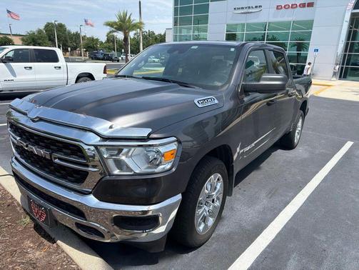 Granite Crystal Metallic Clearcoat 2023 RAM 1500 Big Horn/Lone Star