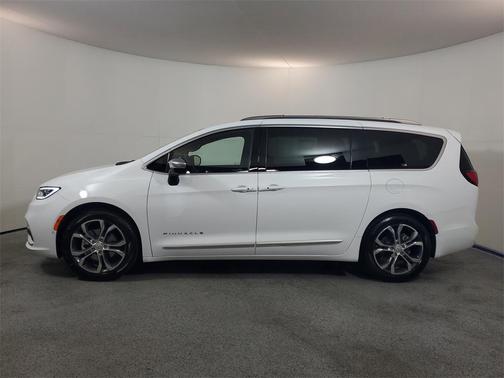 2026 Chrysler Pacifica L