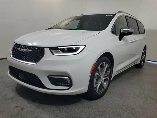 2026 Chrysler Pacifica L