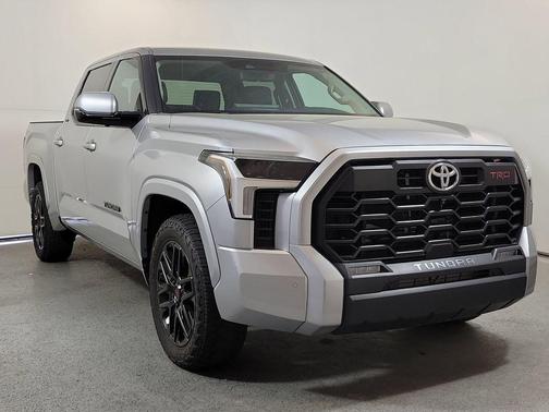 Celestial Silver Metallic 2022 Toyota Tundra SR5