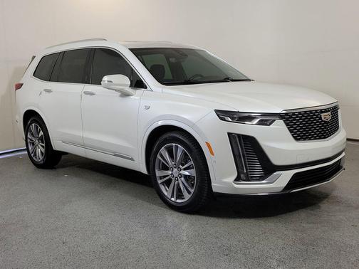 Crystal White Tricoat 2023 Cadillac XT6 Premium Luxury FWD