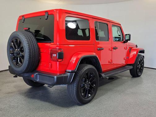 Firecracker Red Clearcoat 2025 Jeep Wrangler 4xe Sahara