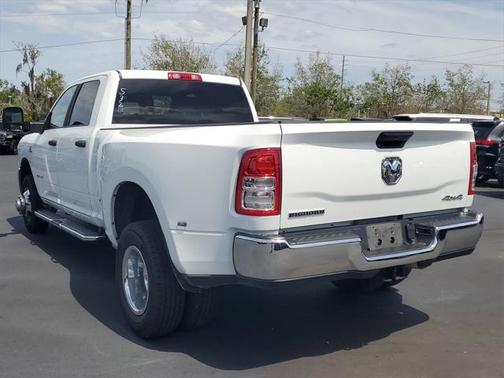 2024 RAM 3500 Big Horn Crew Cab 4x4 8' Box