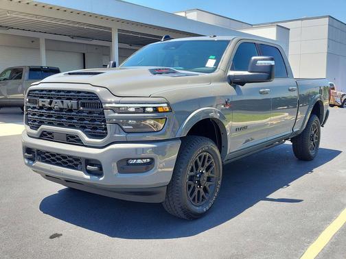 Ceramic Gray Clearcoat 2026 RAM 2500 Limited Crew Cab 4x4 6'4' Box