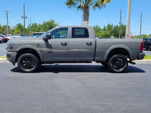Ceramic Gray Clearcoat 2026 RAM 2500 Limited Crew Cab 4x4 6'4' Box
