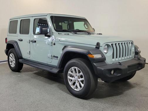 Earl Clearcoat 2023 Jeep Wrangler Sport S