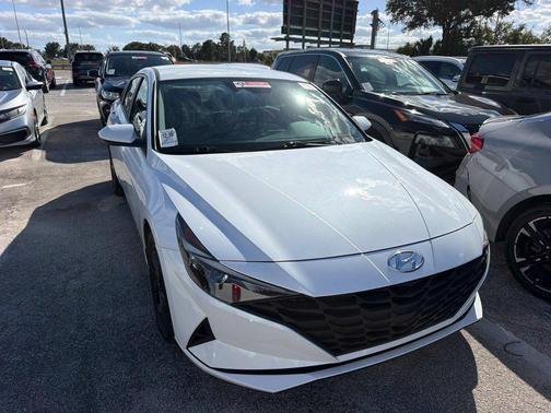 Quartz White 2023 Hyundai ELANTRA SEL