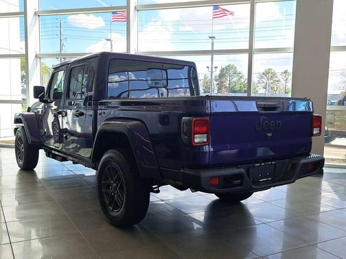 2026 Jeep Gladiator Sport S