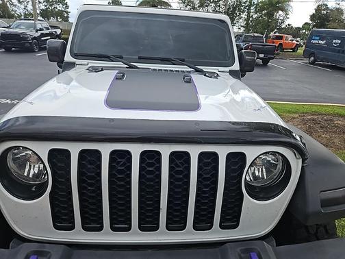 2023 Jeep Gladiator Sport S