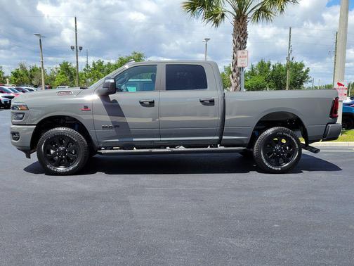 Ceramic Gray Clearcoat 2026 RAM 2500 Big Horn Crew Cab 4x4 6'4' Box