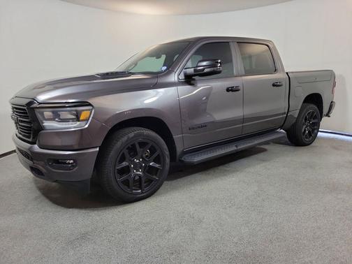 Granite Crystal Metallic Clearcoat 2023 RAM 1500 Laramie