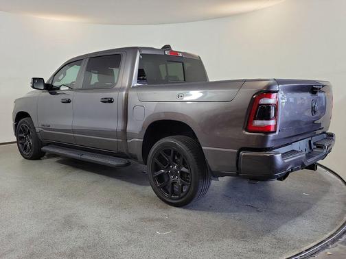 Granite Crystal Metallic Clearcoat 2023 RAM 1500 Laramie