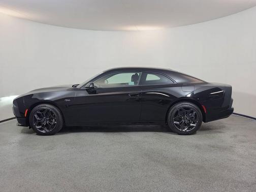 Diamond Black Crystal Pearlcoat 2026 Dodge Charger R/T